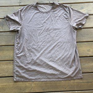 Lululemon Men's Brown Tee